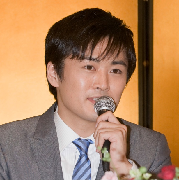 【写真を見る】「おちょくってる?」と中居正広にツッコまれた劇団ひとり