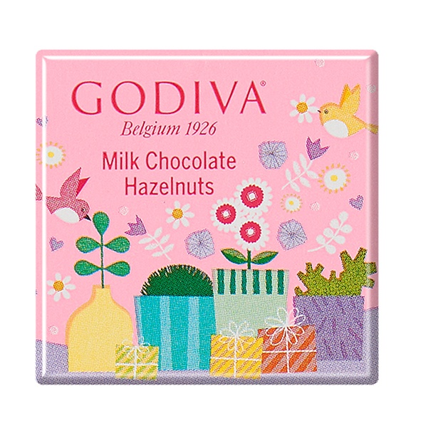「カレ ミルクヘーゼルナッツ」ヘーゼルナッツの食感がアクセントに なった、クリーミーなミルクチョコレート。