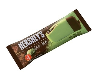 今までなかった！チョコレートと和の要素がつまった「HERSHEY’S 黒みつ抹茶」発売