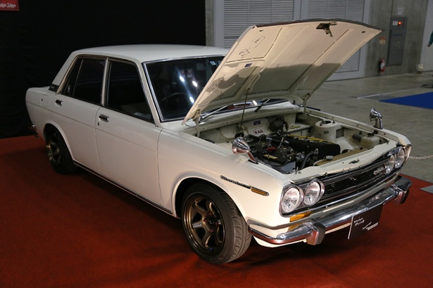 69年式 日産 ダットサン ブルーバードSSS