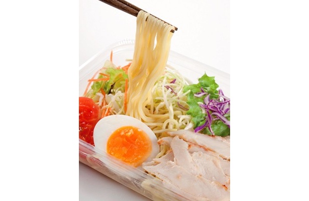 【実食レポ】今夏のコンビニ“冷製ラーメン”は、コレを押さえるべし！