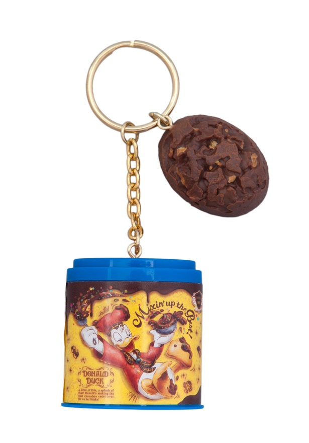 チョコレートクランチに思わず目を惹く「キーチェーン」(950円)