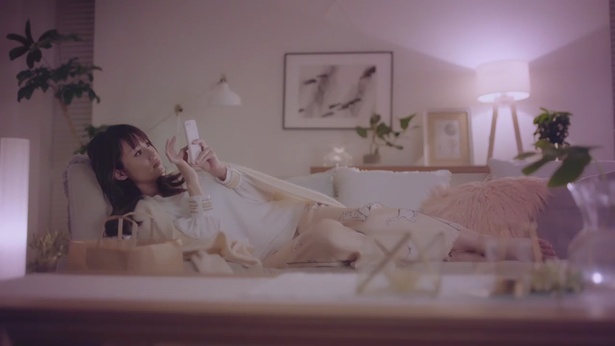 【写真特集】深田恭子 WEB限定動画「ヱビス 華みやび Night Routine 篇」カット画像(4/24)