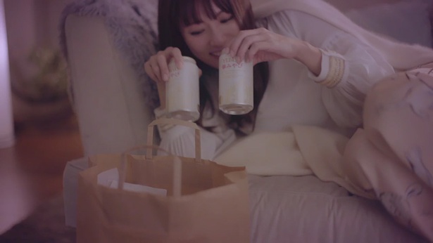 【写真特集】深田恭子 WEB限定動画「ヱビス 華みやび Night Routine 篇」カット画像(6/24)