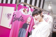 触り心地のよい生地も魅力の「pink doll Tシャツ」(7344円)
