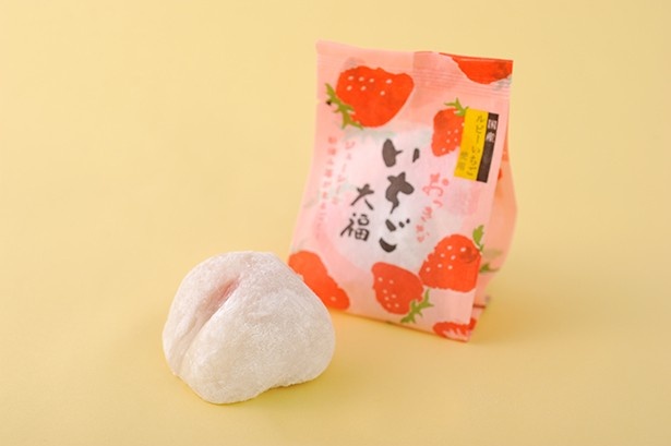 3Lサイズの国産アスカルビーを使った、創作桃菓 桃花亭「おっきないちご大福」