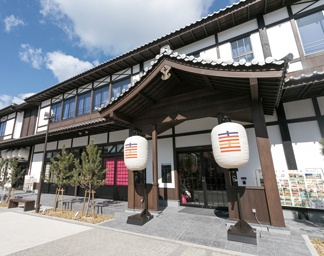 日本酒も、スイーツも！「京都・時代祭館 十二十二(トニトニ)」は京都観光の新定番に！