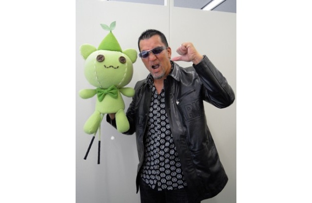 ミスマッチ!? プロレスラー蝶野正洋が人形劇で声優に挑戦！