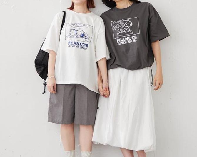 スヌーピーのコミックアートをプリントした2つのシルエットのTシャツが「BIRTHDAY BAR」から登場