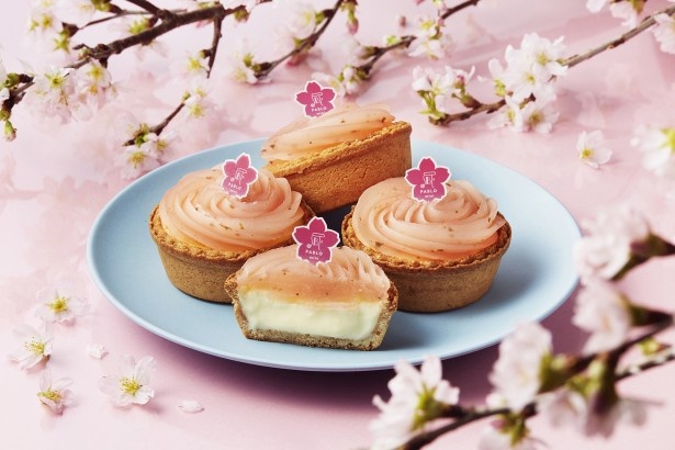 PABLOminiでは3月1日(木)より、春らしい「桜もち」を発売。こちらも味わってみては