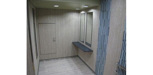 【写真】これが池袋駅の男性用ドレッシングコーナー！