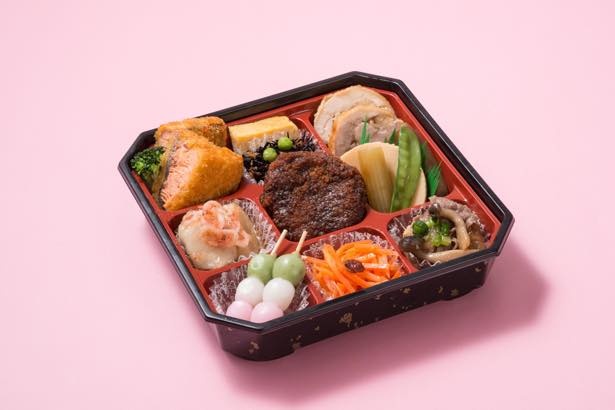 お花見やパーティーにぴったりな「季節のお惣菜詰め合わせ」(1080円)