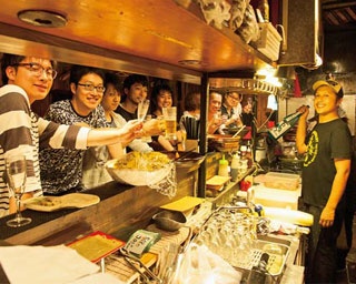 旨い地鶏と日本酒がほぼ378円均一！これで昼飲み歓迎はヤバイ！お初天神「立呑み たに」