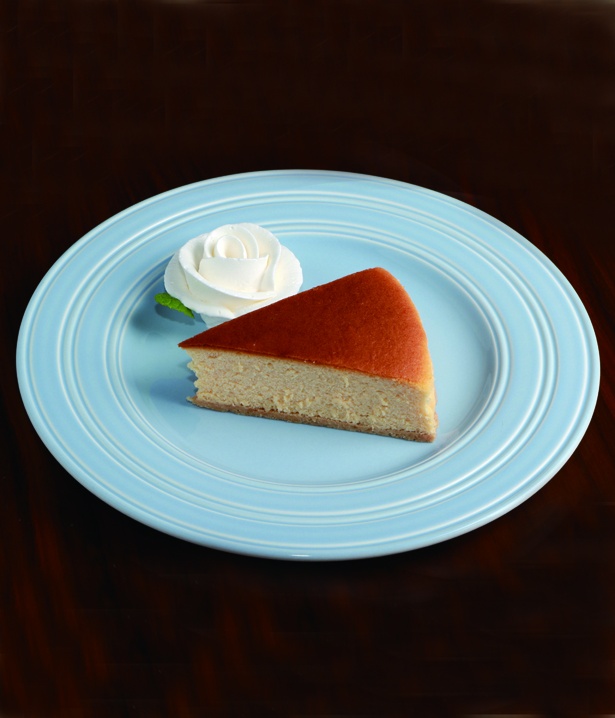 「自家焙煎珈琲 goen」チーズケーキ (400円)。北海道産のチーズを使用。ほどよい甘さで食べやすい