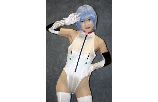 約80人の美女が登場！“コスプレファッションショー”開催