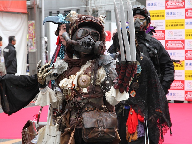 盛大なコスプレパレード