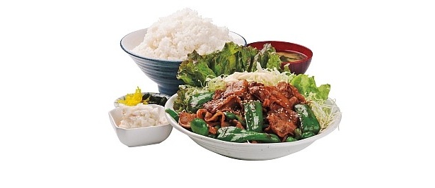 1キロを超える特大定食!!｢バラピーマンガーリックみそ炒め定食(ごはん大盛り・肉ダブル)｣(1400円/お食事処 上州屋)