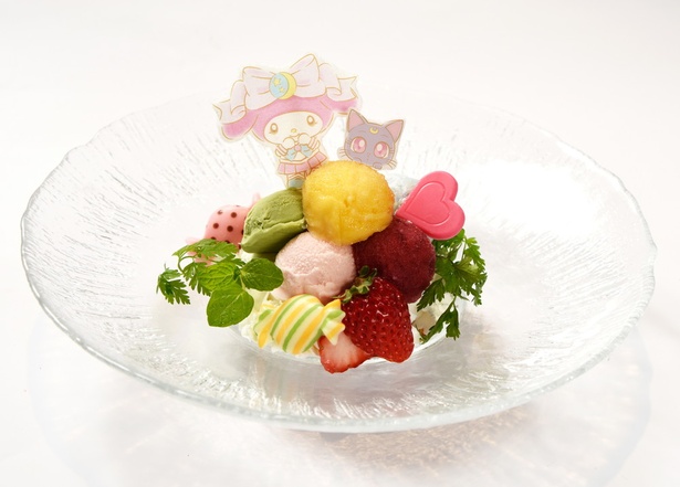 「ルナとマイメロディのカラフルアイスケーキ」(1285円)