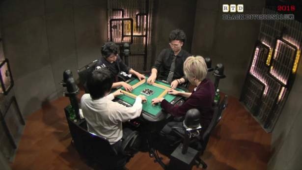 【写真を見る】「BLACK DIVISION」「WHITE DIVISION」の2ブロックに分かれ、8名2組で開催中のRTDリーグ