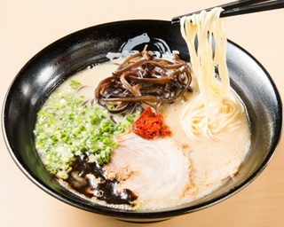 【福岡】スープはブレンダー仕立てのマイルド豚骨！注目の新星「明膳」