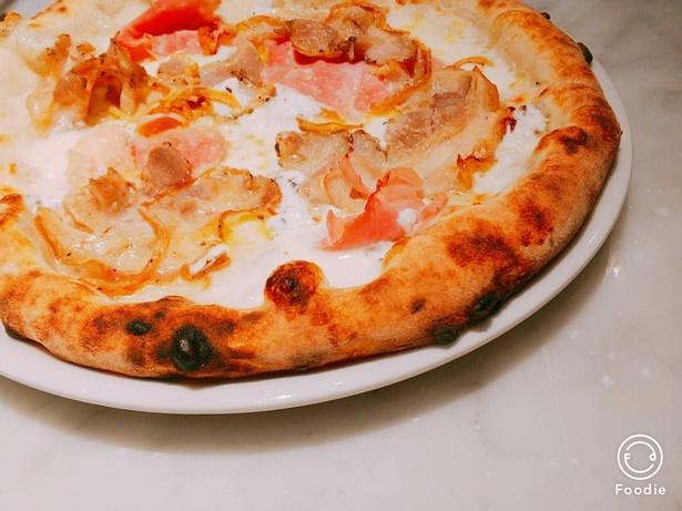 「Pizzeria.Da.Gaetano(ピッツェリア・ダ・ガエターノ」の「トリュフ香るイタリア産お肉のピッツァ」 