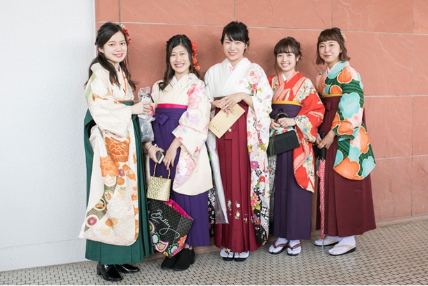 福岡大学の卒業生 まなこさん ちえみさん さやかさん ももさん あやさん