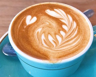なみのカフェ巡り 第2回：フラットホワイトって知ってる？原宿のカフェ「Mojo Coffee 原宿」