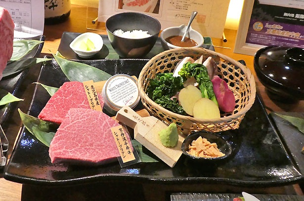 和牛コンテスト1・2位の鹿児島・京都産地のお肉が味わえる「肉の饗宴フェア」開催