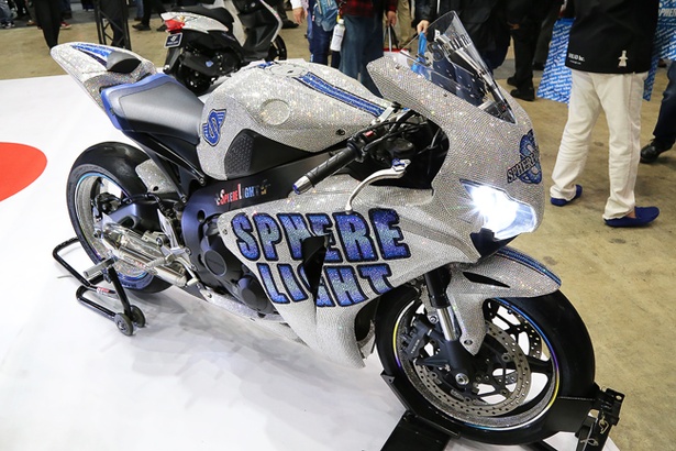SPHERELIGHT ホンダ「CBR1000RR」(2/26)