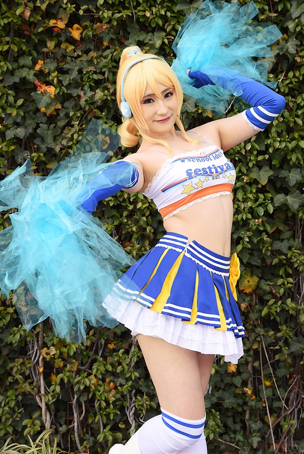 「ラブライブ！」の絢瀬絵里に扮する璃都さん