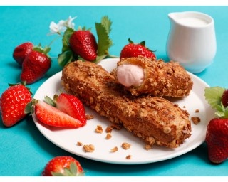 シュークリーム専門店から春の新フレーバー「苺ミルクザク」が初登場！