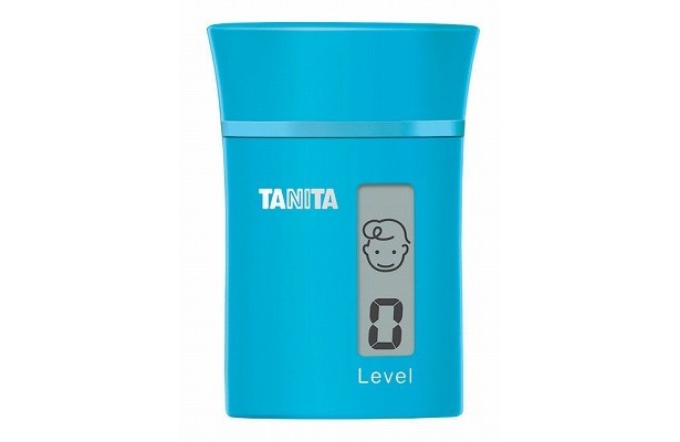 厚さ61mm×長さ41.6mm×幅20.7mm。重さは約35g