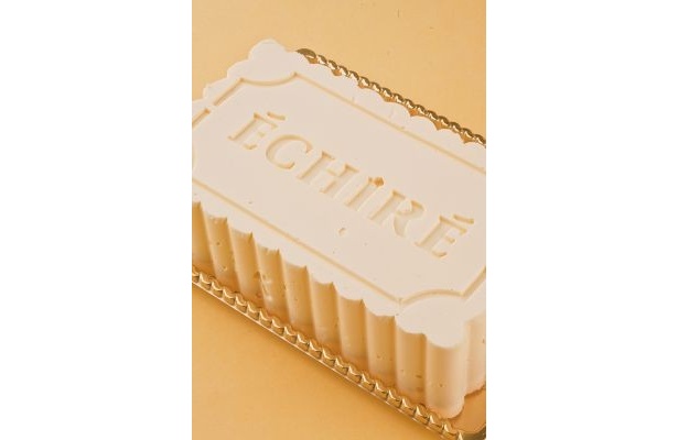 「エシレ・メゾン デュ ブール」はフランス産高級バターで人気の行列店。バターケーキ「ガトーエシレ」を販売