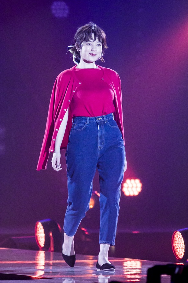 福岡アジアコレクション(FACo)に登場した筧美和子