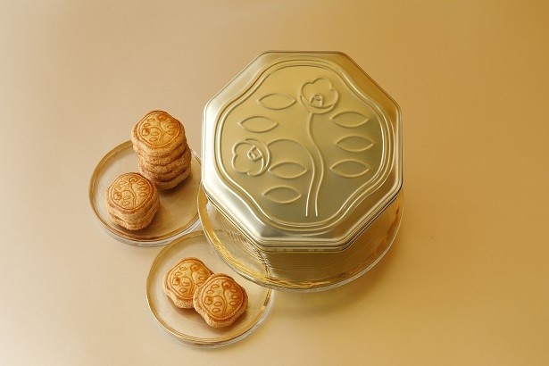 昨年発売された、資生堂パーラー創業115周年を記念した「花椿ビスケット」の記念缶