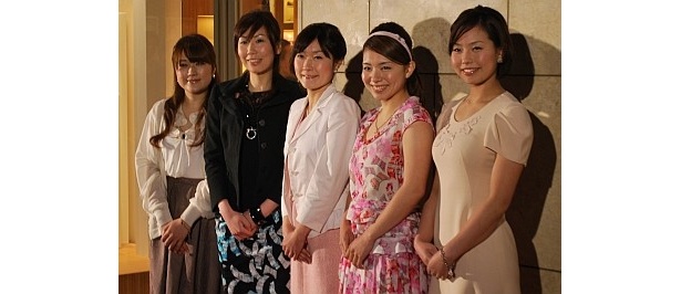 妖艶！｢チーム青森｣のドレス姿はまるで“女優”!?