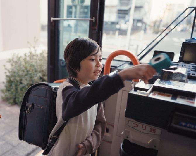 日常に溶け込む防犯テクノロジー！シェア1位の見守りGPSを使った山形県長井市の「次世代の安全インフラ」とは？