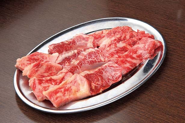 「赤身三種盛り」(1100円)/ホルモン 徳いち
