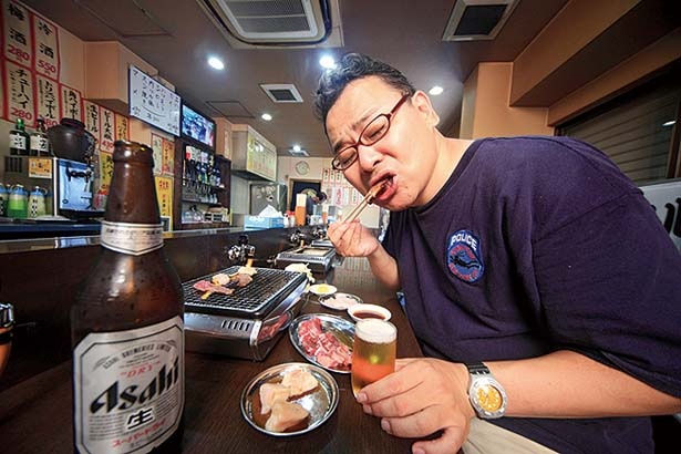 ガスコンロは、1人で使えるよう配置/ホルモン 徳いち