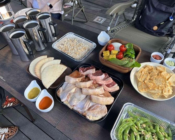 キリンビール横浜工場の「新ガーデンBBQ」へ！手ぶら＆極上ビールで楽しむ最高の夏飲み体験
