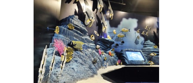 これが「沖縄美ら海水族館」とのコラボというレゴブロックでできた海の世界！