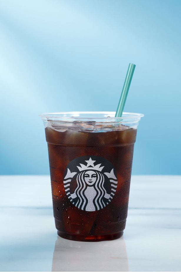 【写真を見る】昨年夏に初登場し話題となった「コールドブリュー コーヒー」(Short 税抜320円、Tall 税抜360円、Grande 税抜400円、Venti 税抜440円)は同日発売