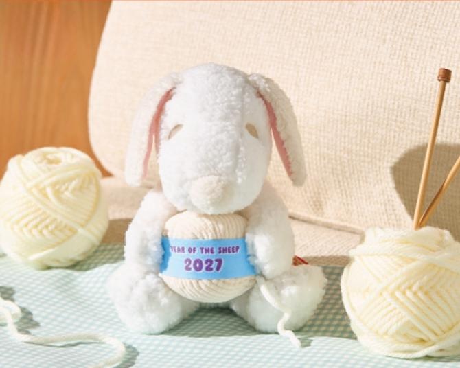 スヌーピーがモコモコのひつじに！早くも来年の干支モチーフが登場