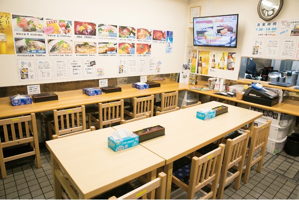 ウニが衝撃価格で食べられる「もみじや」