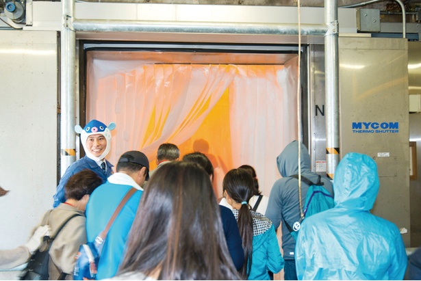 業務用の超低温冷蔵庫で-40℃の世界を体験