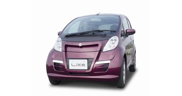 高級感あふれる光岡自動車のEV「雷駆（ライク）」本日予約開始