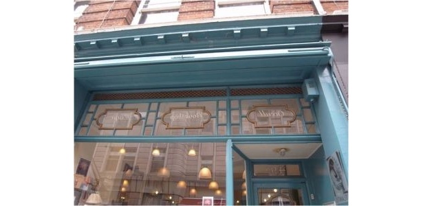 【写真】ロンドン中心部には、こんな“占星術専門店”が！