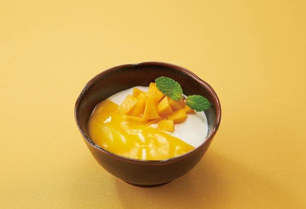 マンゴーの爽やかな酸味と甘みが一体となった「マンゴーの杏仁風(430円)」