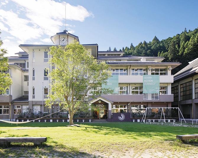 【奈良県みんなでたのしむ大芸術祭】開放感満点の屋外フェスでみんなで盛り上がろう！「アートステージ」