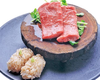 焼肉とシャリの相性が予想を超えた旨さ！自分で乗せる“焼肉寿司”にリピーター続出